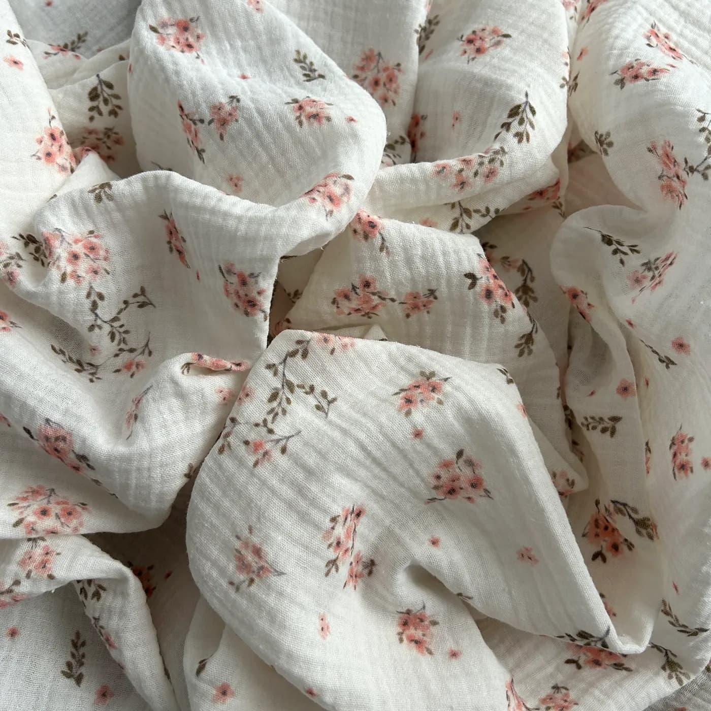cicek-desenli-cift-kat-pamuk-muslin-kumas-dry215-1