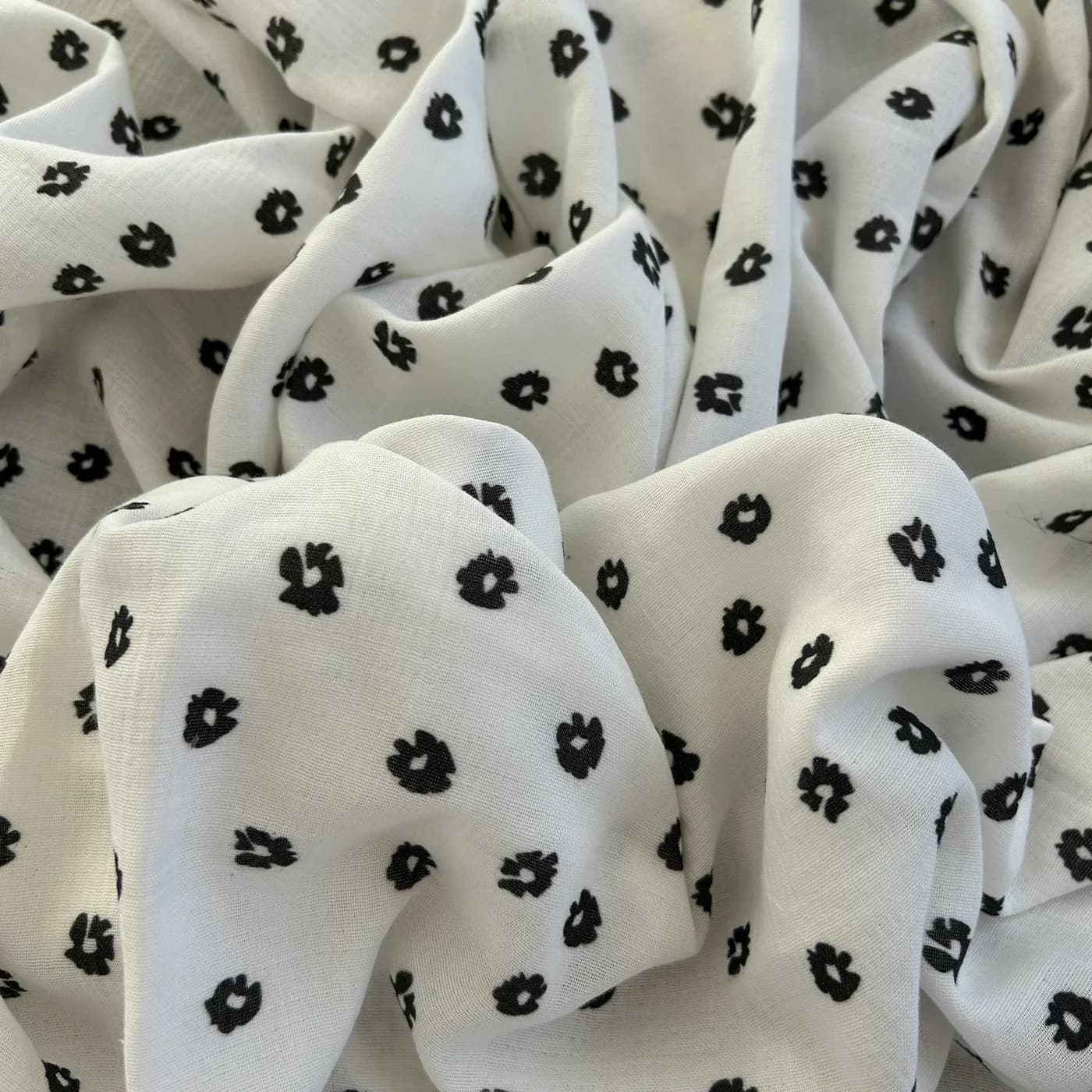 cicek-desenli-cift-kat-pamuk-muslin-kumas-dry199-1